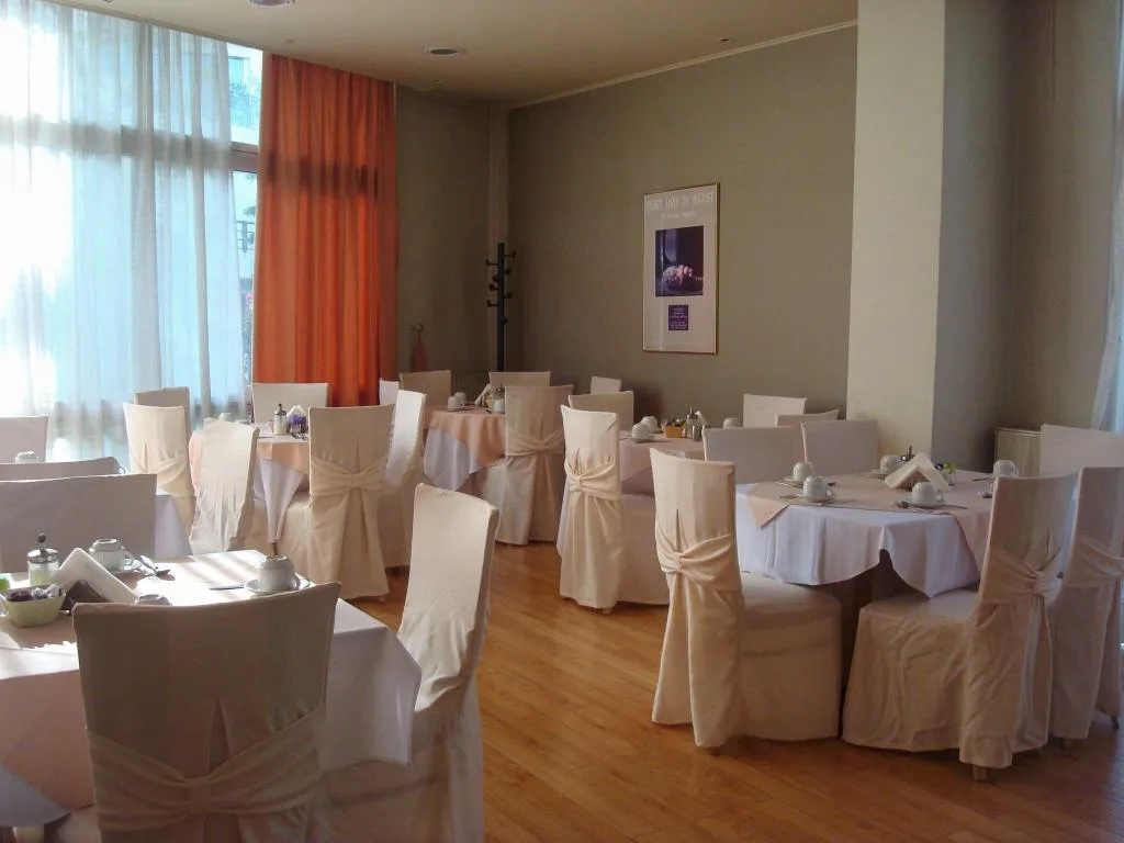 Restaurant, Hotel Park, Athens