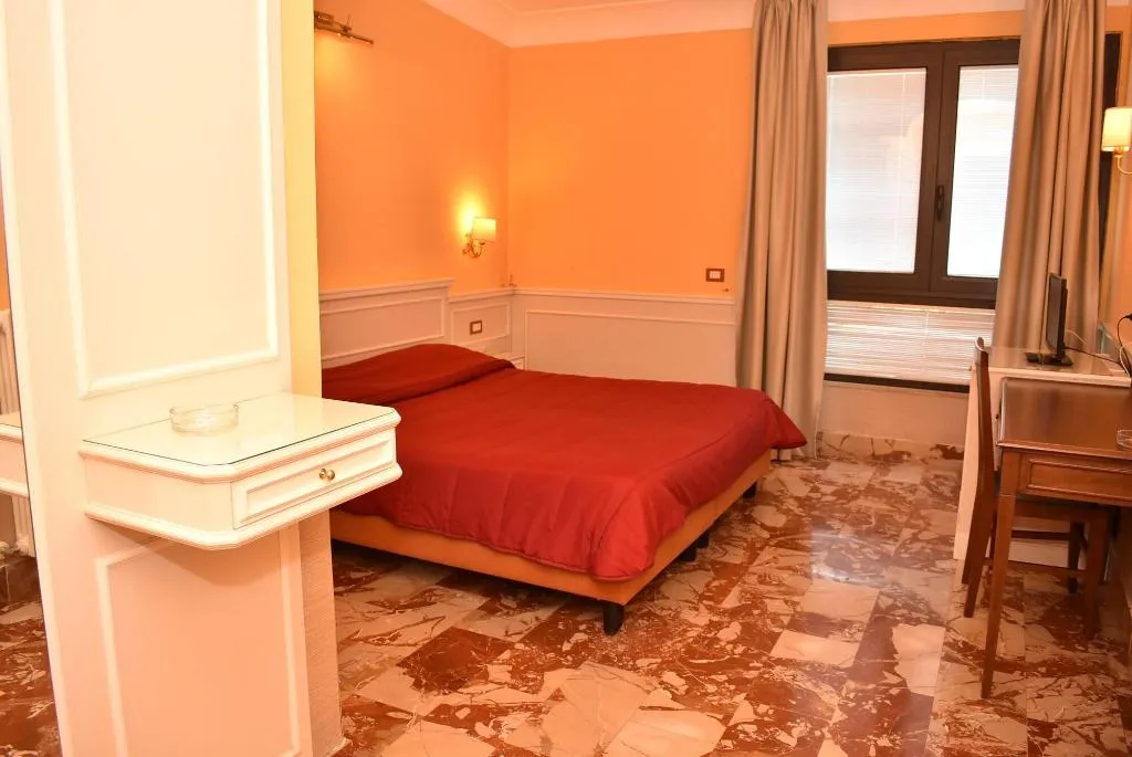 Room, Hotel Miravalle, Naples