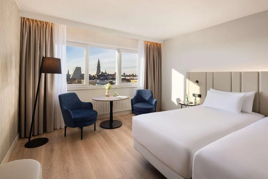 Room, NH Groningen, Amsterdam