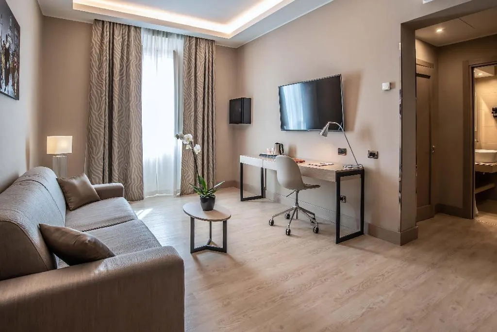 SUITE STANDARD Room, Genova, Rome