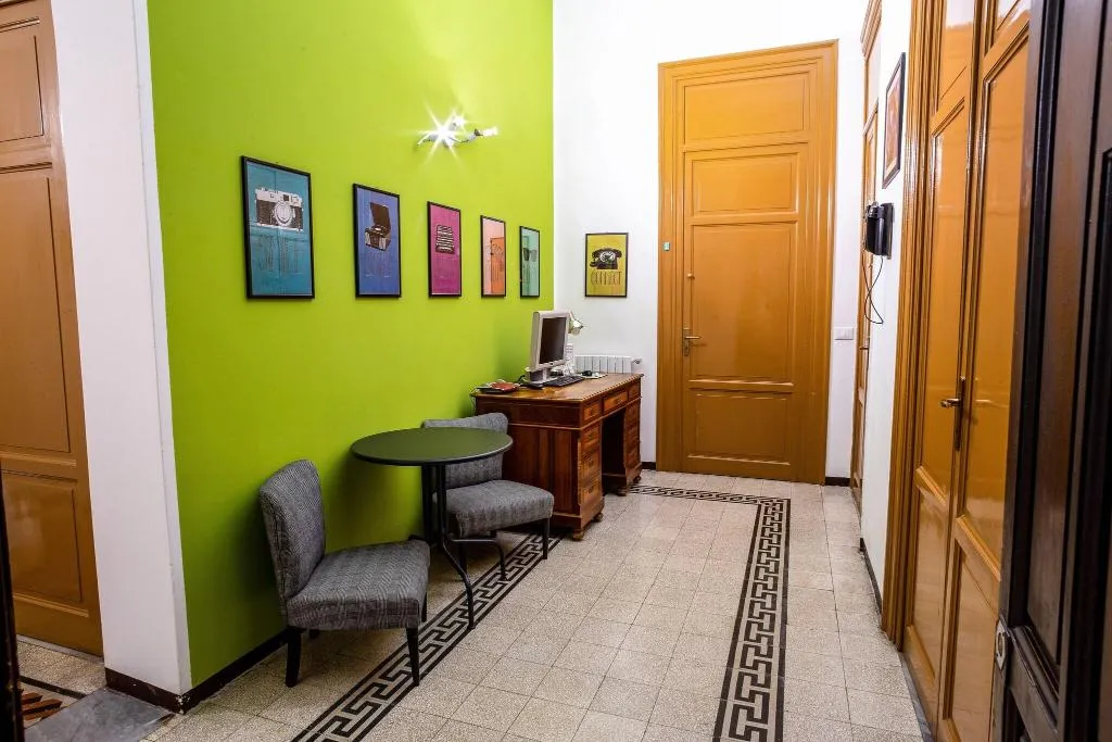 Lobby, Ai Vicere, Palermo