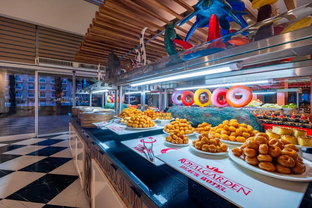 Restaurant, Royal Garden Beach Hotel, Antalya