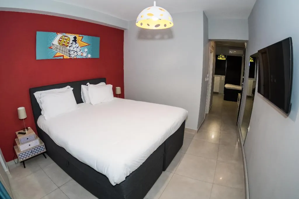 TRIPLE WITH VIEWS Room, Connect Studios and Apartments, Athens