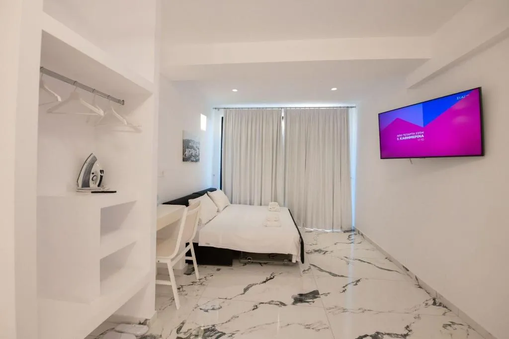 Room, Bianco A Nero, Mykonos