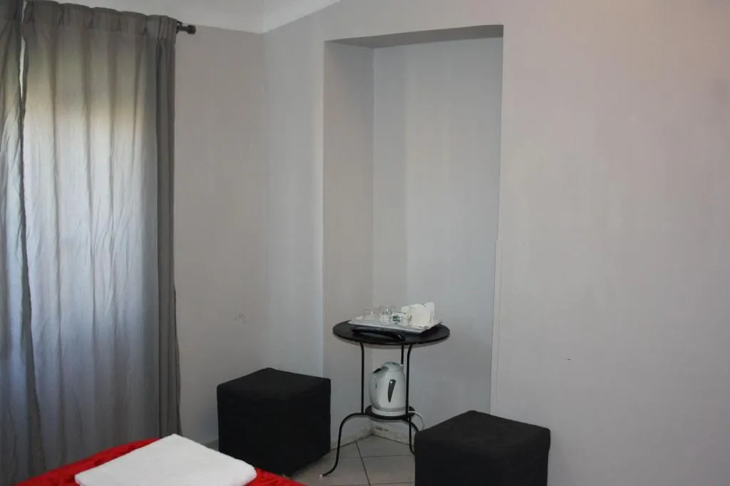 Room, Fanti Rooms, Naples