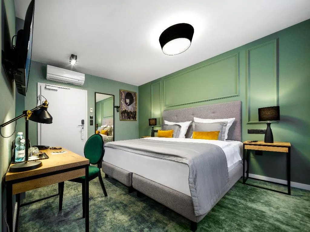 Double or Twin STANDARD Room, Wawel Queen, Krakow