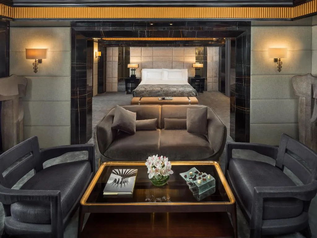 SUITE Presidential Room, Fairmont Nile City, Cairo