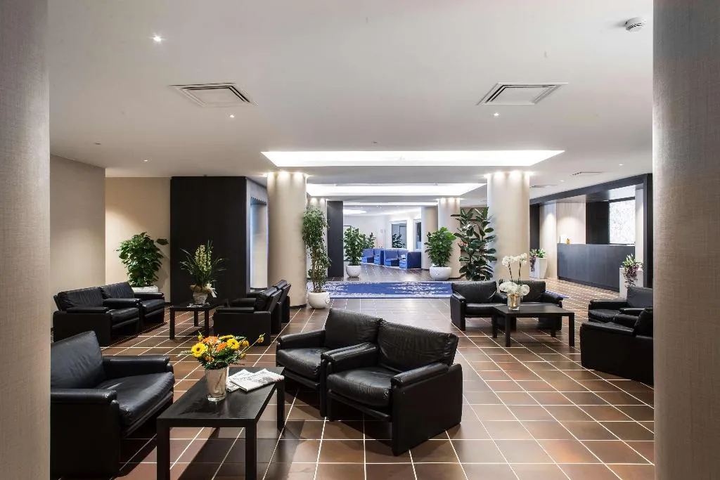 Lobby, Mirage, Florence