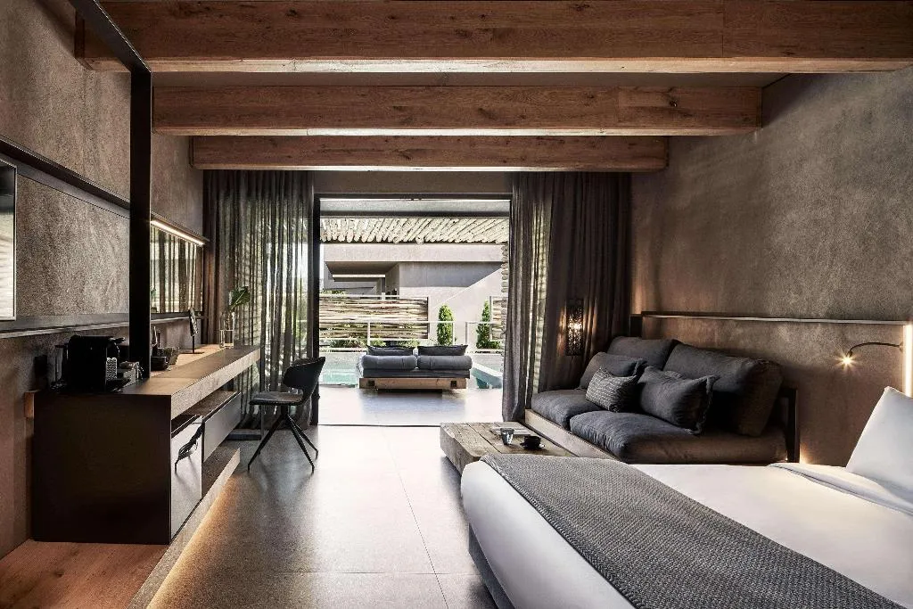 SUITE WITH PRIVATE POOL Room, Nema Design Hotel, Crete