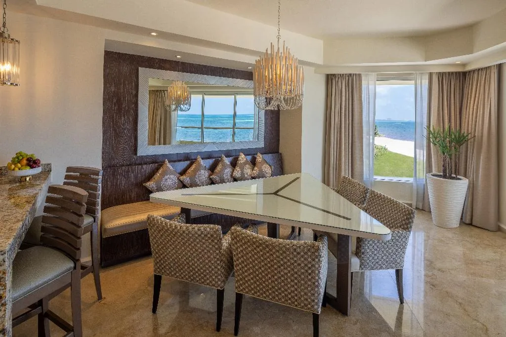 SUITE OCEAN FRONT Room, Moon Palace Cancún All Inclusive, Cancun Area