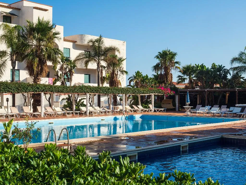 Pool, Saracen Sands Hotel & Congress Centre, Palermo