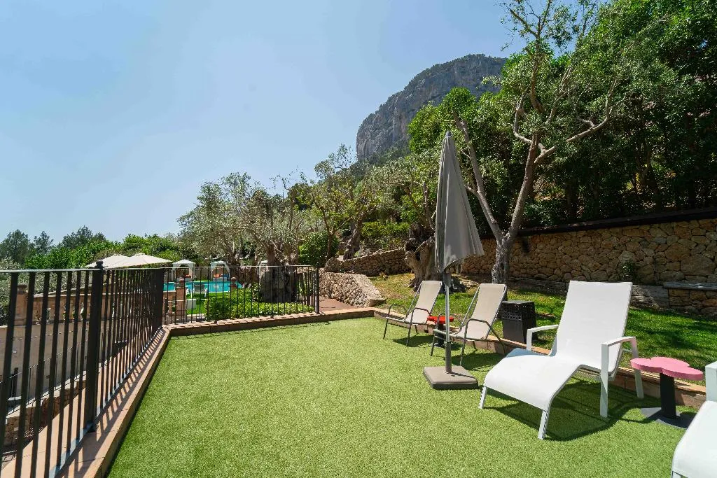 Pool, Hotel Rural S'Olivaret, Majorca