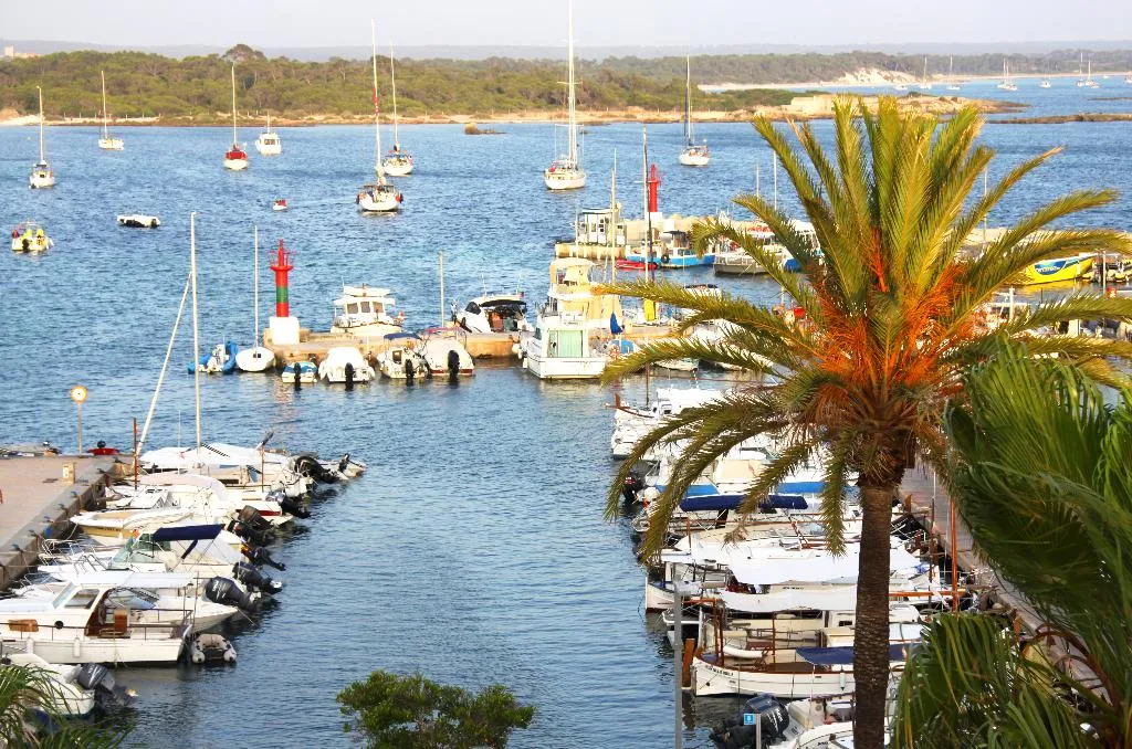 Beach, Lemar Apartments, Majorca