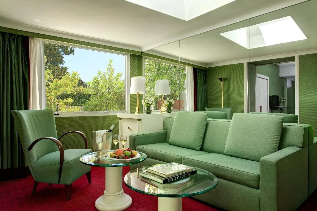 SUITE STANDARD Room, Hotel Lord Byron Small Luxury Hotels of the World, Rome
