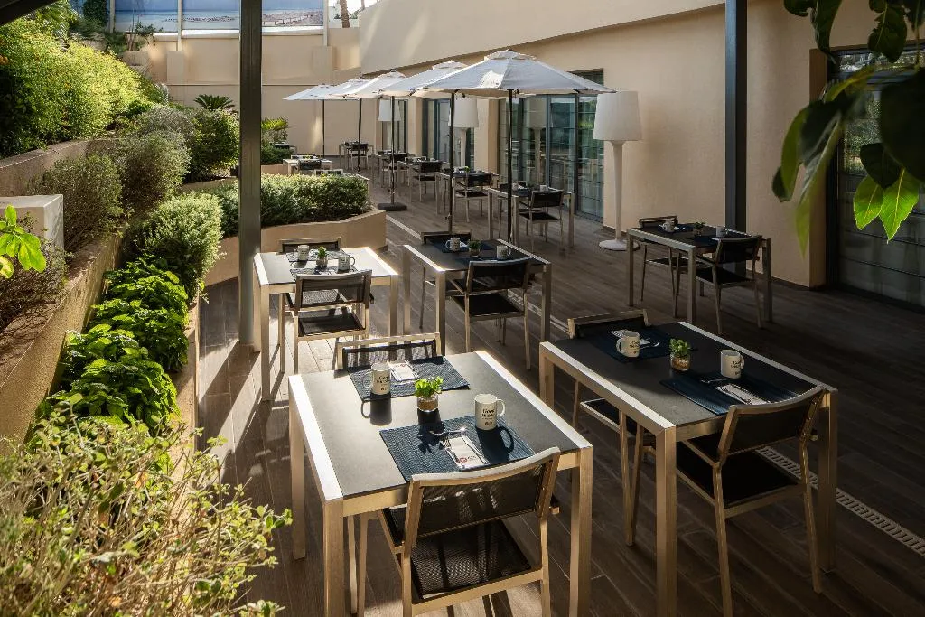 Terrace, Exe Estepona Thalasso & SPA, Costa Del Sol
