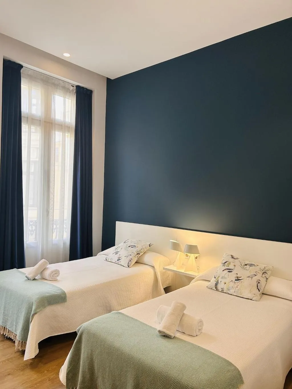 Room, L'Esplai Valencia, Valencia