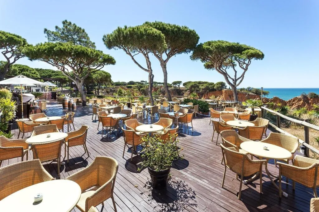 Restaurant, Pine Cliffs Resort, Algarve