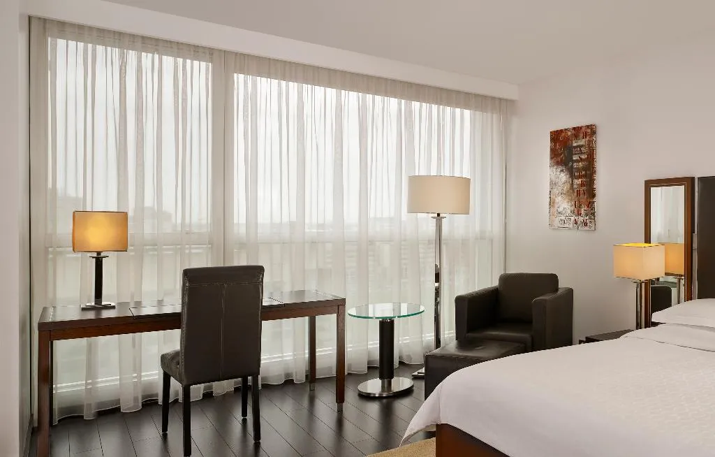 Room, Sheraton Porto Hotel & Spa, Porto