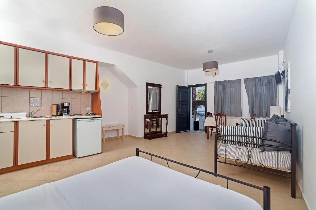 Room, Aelia Suites, Santorini