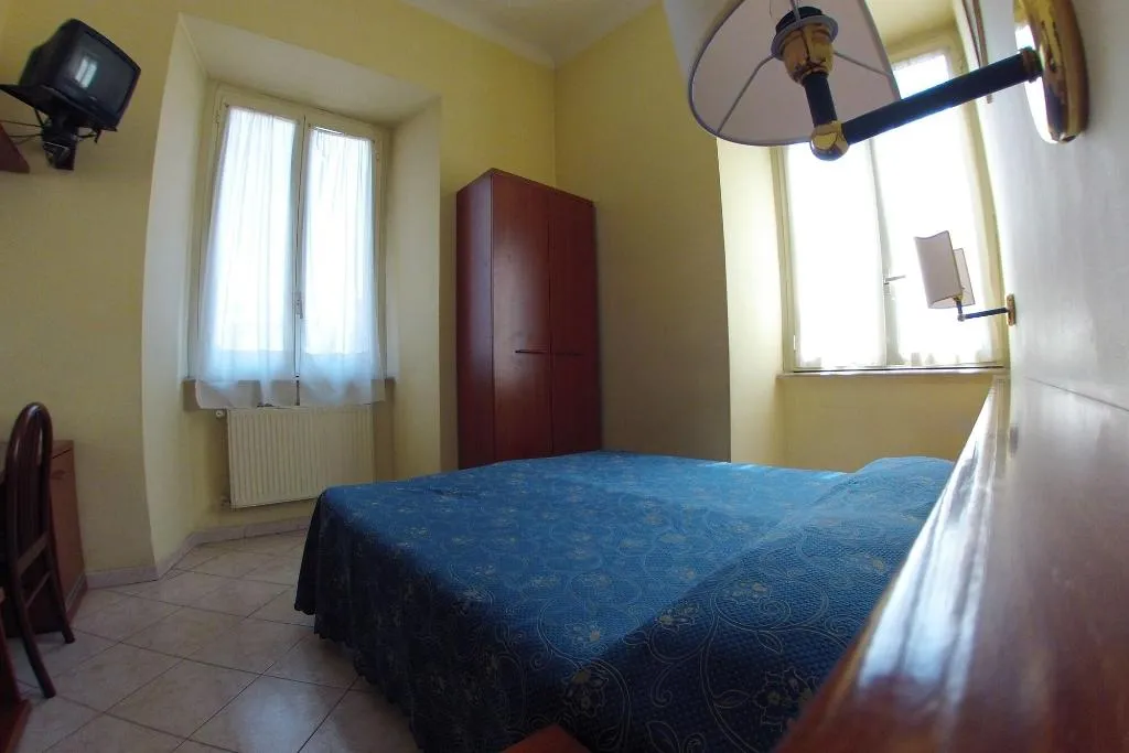 Room, Casali, Naples