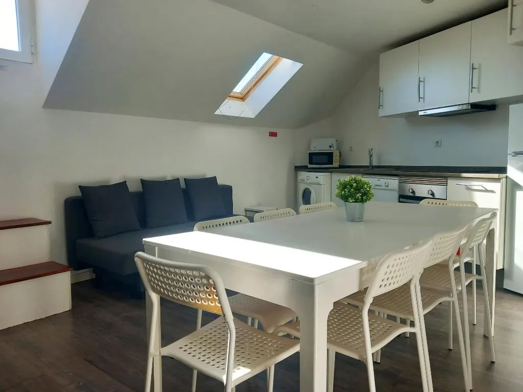 FAMILY ROOM THREE BEDROOMS Room, City Stays Cais do Sodré Apartments - Adults Only, Lisbon