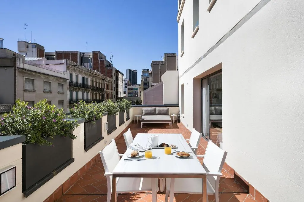 Terrace, Murmuri Residence Mercader, Barcelona