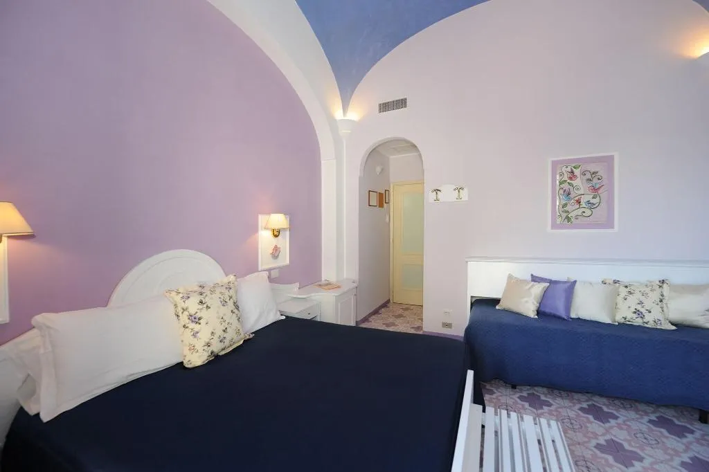 Double or Twin PARTIAL OCEAN VIEW Room, La Bussola, Naples