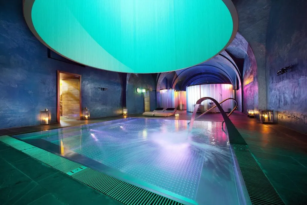 Pool, Parador de Alcala de Henares, Madrid