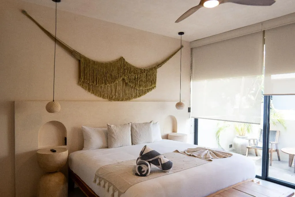 Room, Nevana Luxury Villas by La Zebra, Cancun Area