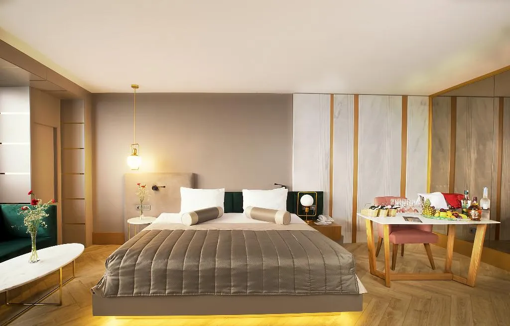 SUITE STANDARD Room, Sherwood Exclusive Lara, Antalya
