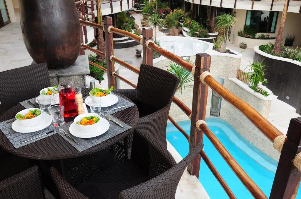 Room PREMIUM OCEAN VIEW Room, El Taj Ocean Front and Beachside Condo Hotel, Playa Del Carmen