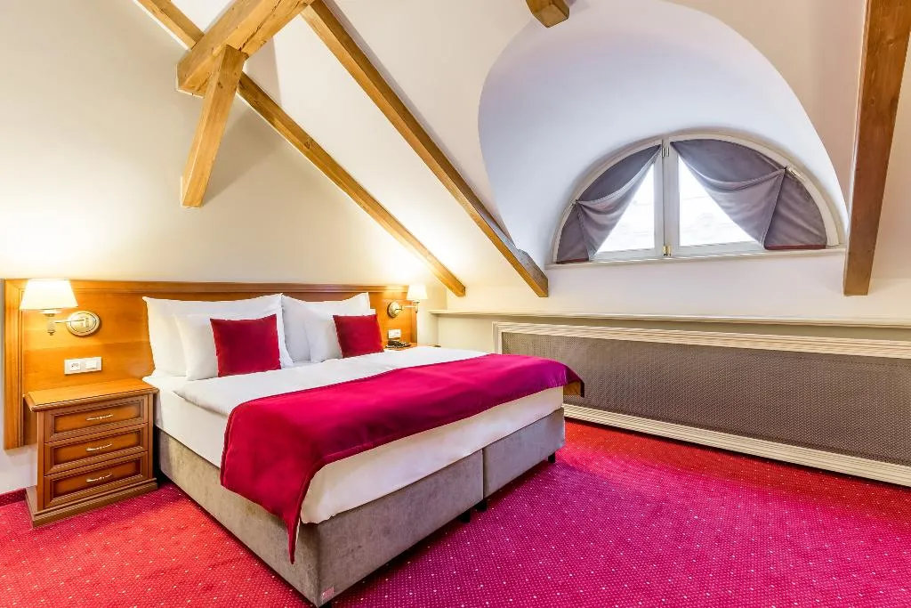 SUITE EXECUTIVE TWO BEDROOMS Room, Hotel Caruso Old Town Prague, Prague