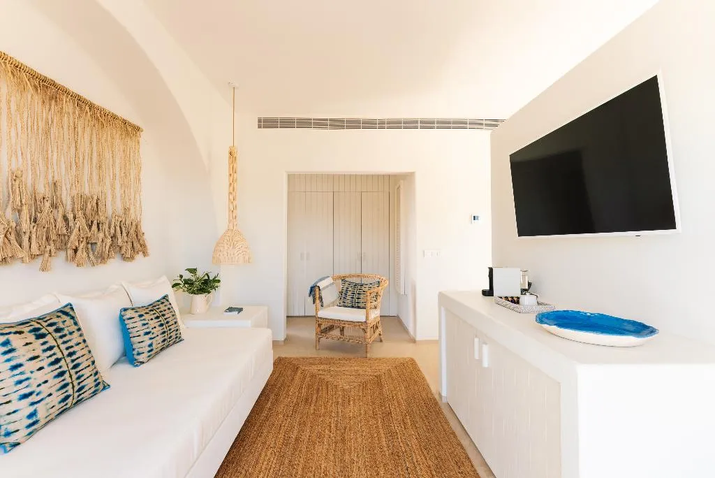 SUITE CLASSIC POOL VIEW Room, Octant Vila Monte, Algarve