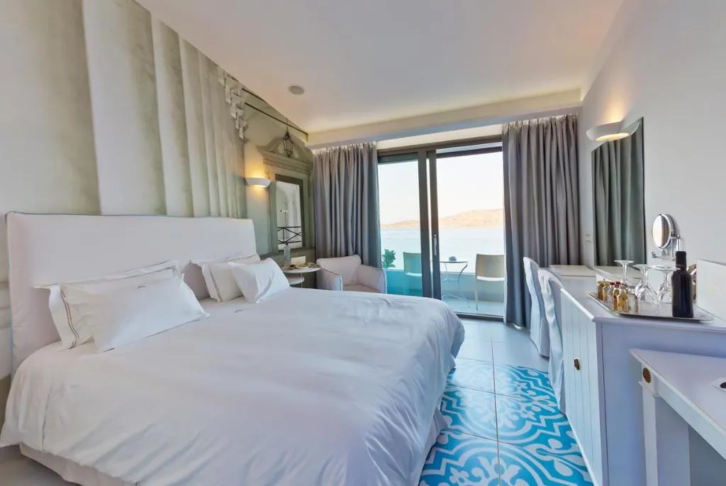 Double or Twin SEA VIEW Room, Royal Marmin Bay Boutique & Art Hotel, Crete
