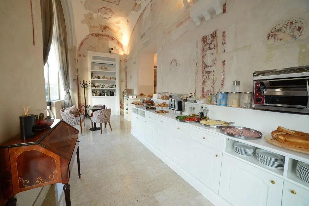 Restaurant, Hotel Vittoria, Naples