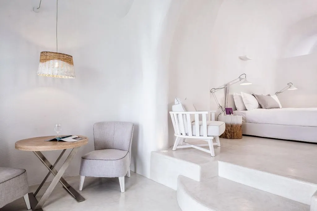 SUITE WITH VIEWS Room, Charisma Suites, Santorini