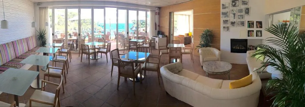 Lobby, Hotel Cala Santanyi, Majorca