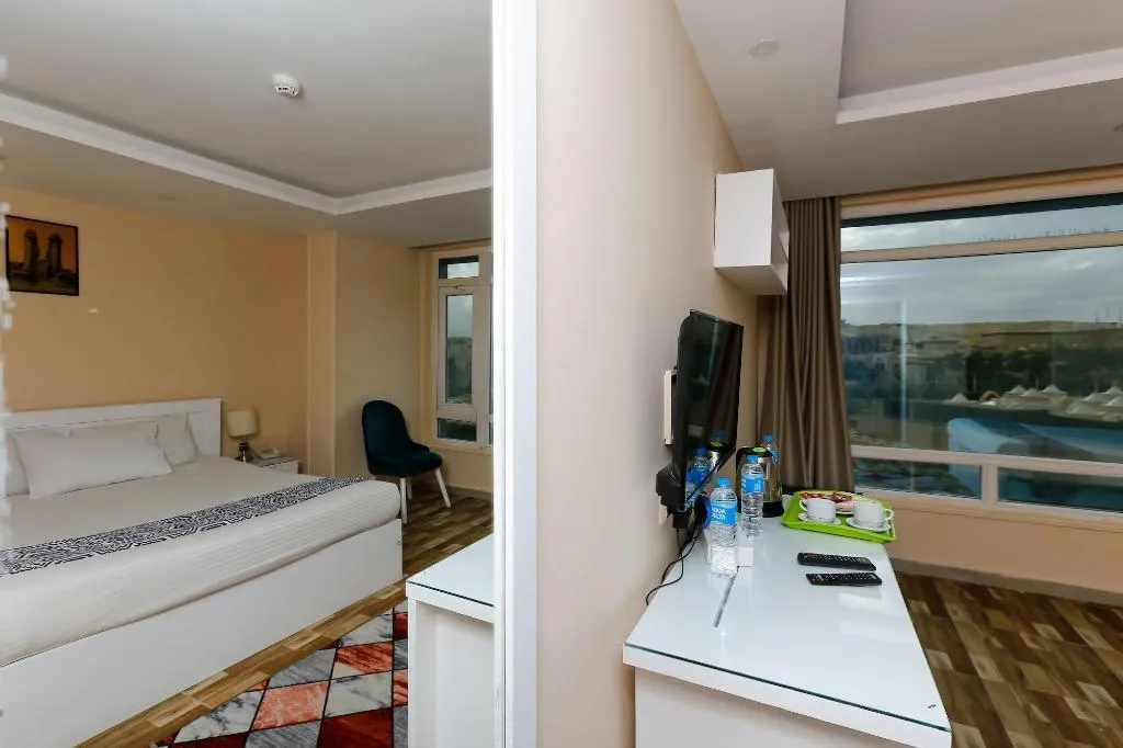 Room, Turquoise Pyramids Hotel, Cairo