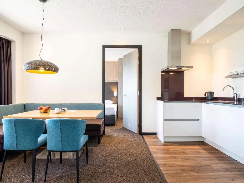 APARTMENT TWO BEDROOMS Room, Aparthotel Adagio Amsterdam City South, Amsterdam