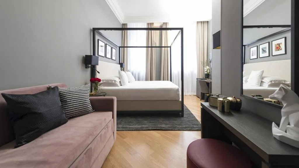 JUNIOR SUITE CAPACITY 4 Room, Sonder Missori, Milan