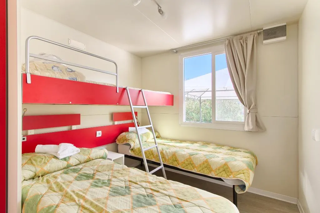 MOBILE HOME TWO BEDROOMS TWO BATHROOMS Room, Mobilhomes Camping Oliva, Istria