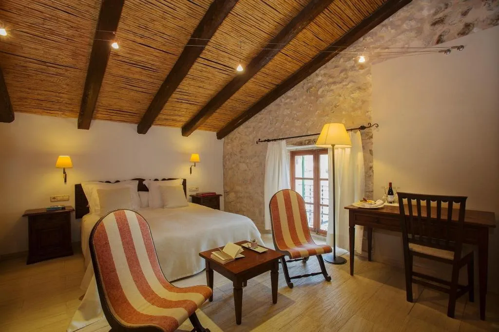Room, Monnaber Vell, Majorca