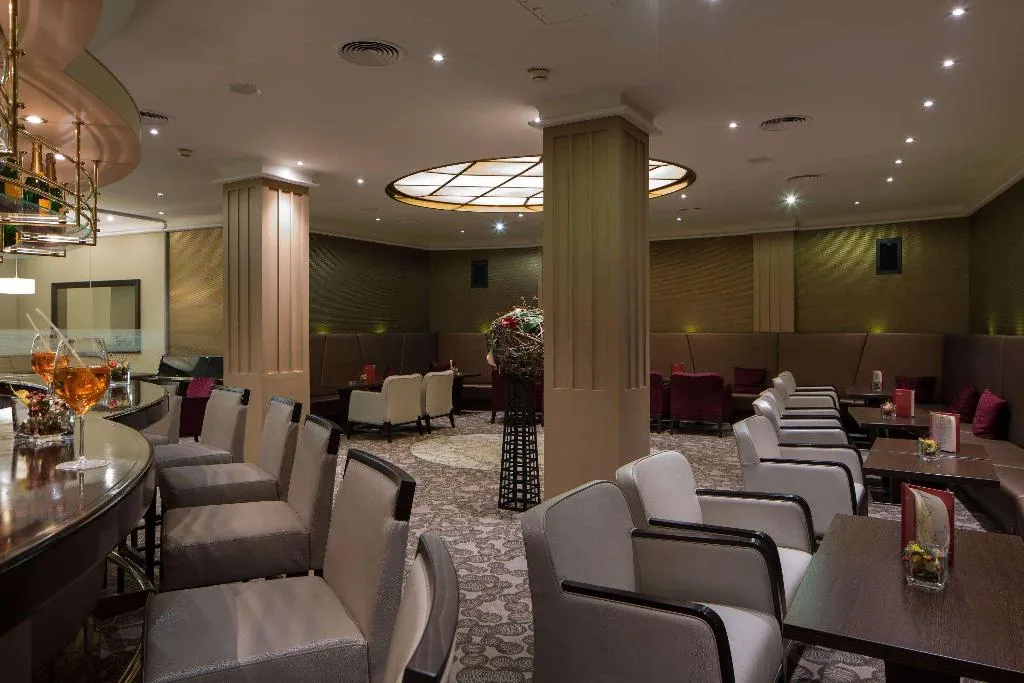 Bar, Hotel Schillerpark Linz a member of Radisson duals, Linz