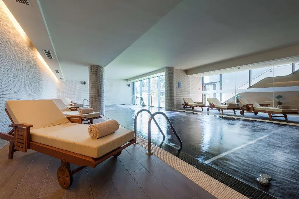 Sports and Entertainment, Melia Lisboa Aeroporto, Lisbon
