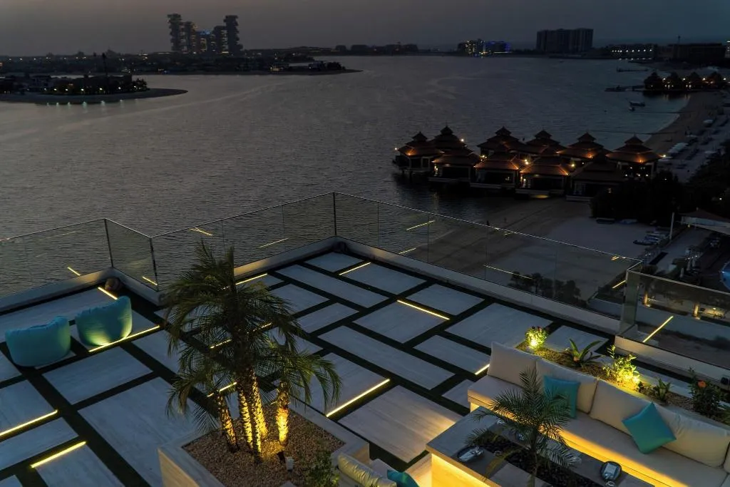 Terrace, Royal Central Hotel The Palm, Dubai