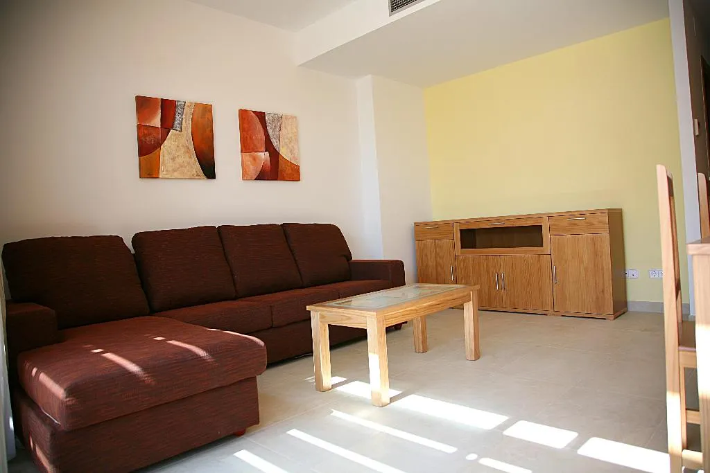 APARTMENT CAPACITY 6 Room, Via Augusta, Costa Brava