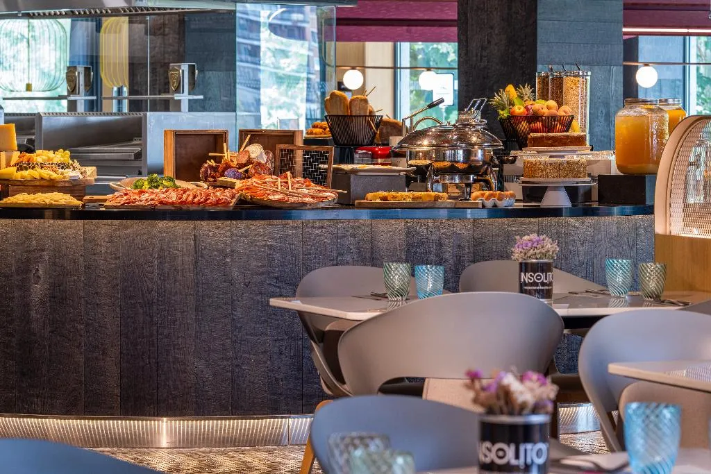Restaurant, Novotel Madrid City Las Ventas, Madrid