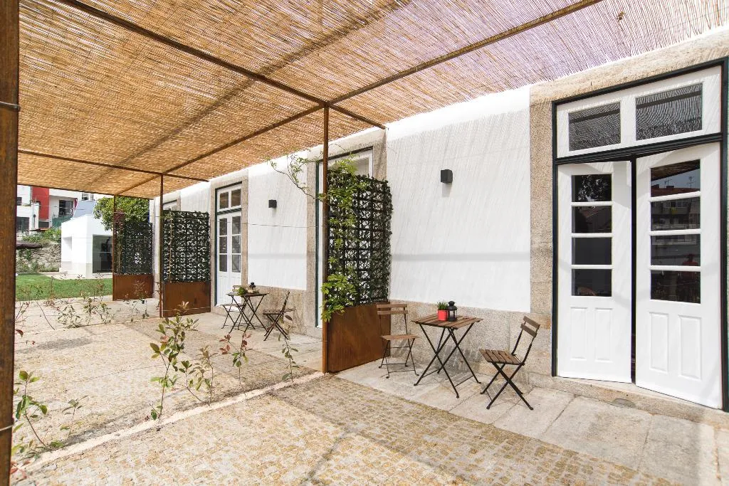 STUDIO GARDEN VIEW Room, bnapartments Carregal, Porto