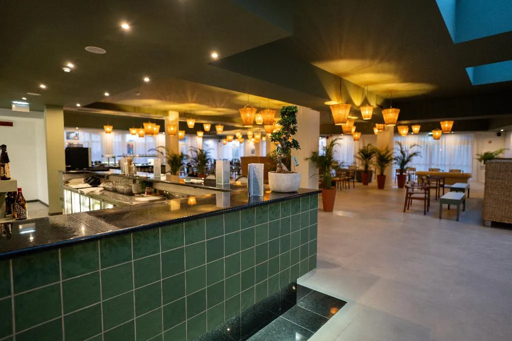 Bar, Enotel Santo da Serra, Madeira