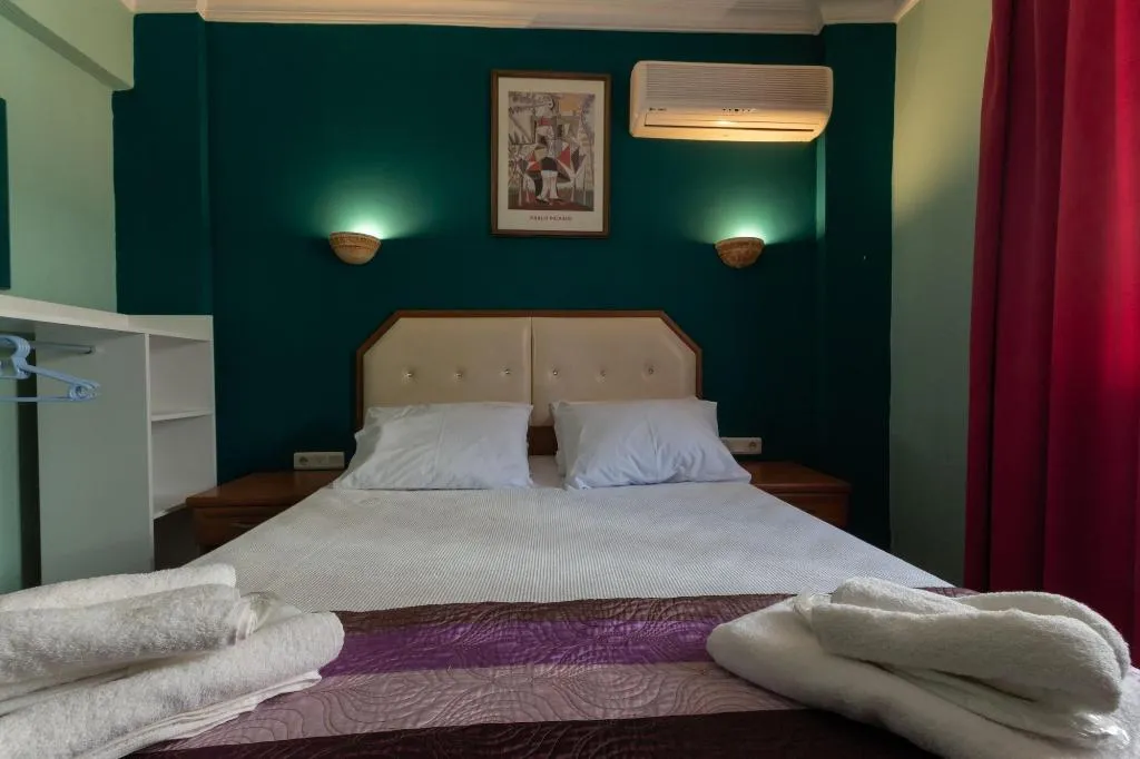 Room, Rebetika Boutique, Izmir